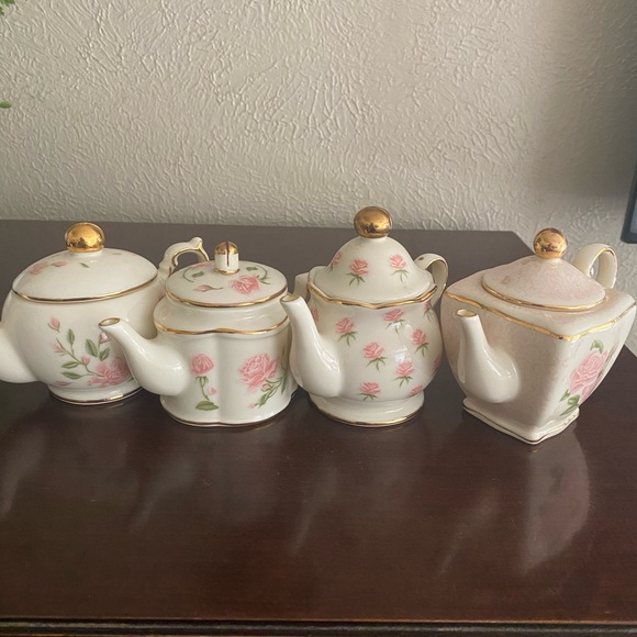 Vintage, Set of 4, Retired Party Lite, Romantic Chic Teapot Tea light Holders - Picture 3 of 11